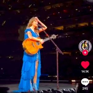 Meet your Posher, Brooke